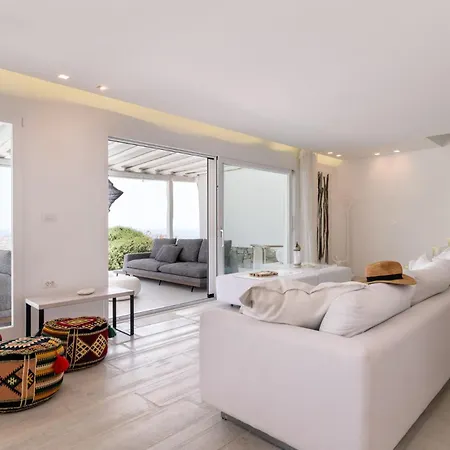 ヴィラ Psarou, The Above Nammos Experience